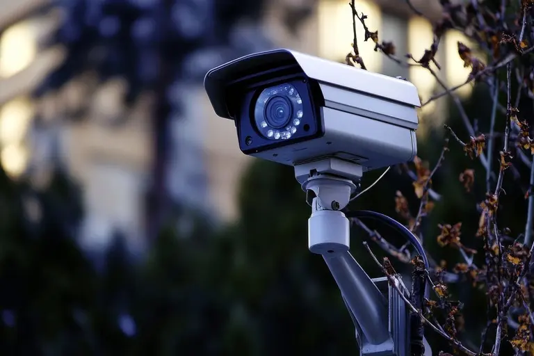 Czy wideodomofon można zintegrować z monitoringiem CCTV?